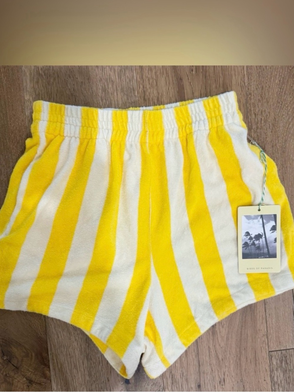Trovata: Yellow & White Striped Shorts - Terry Cloth - Picture 2 of 2